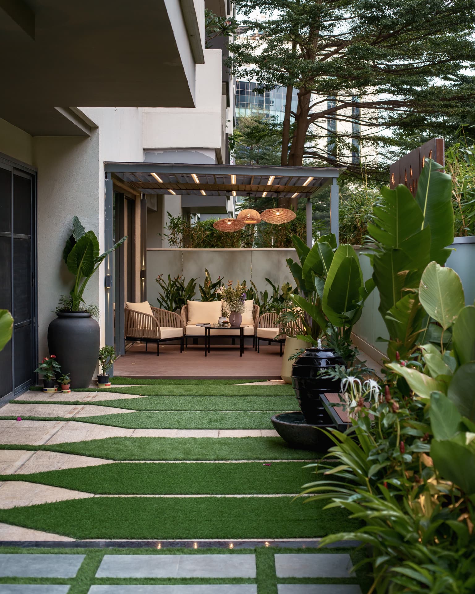 Lounge under the lit pergola