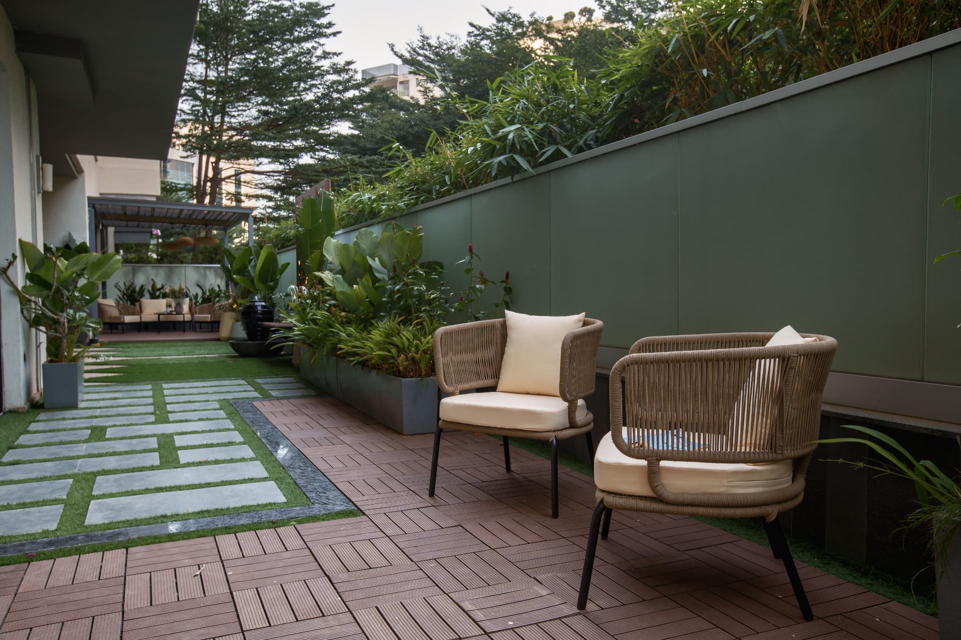 Seating against the planted edge